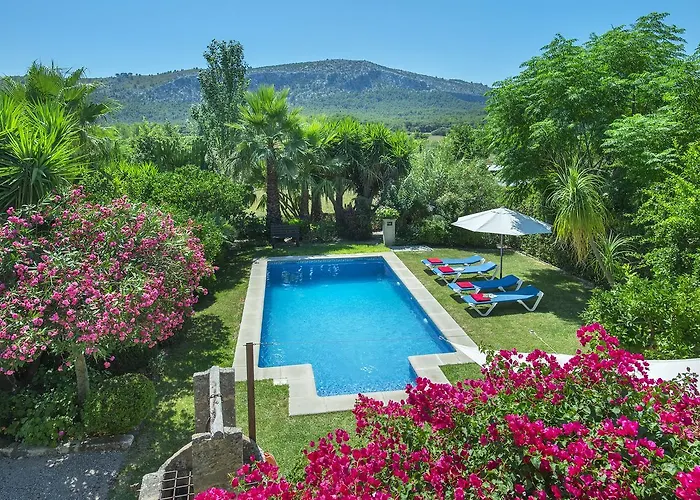 Owl El Campet - Rustic Villa