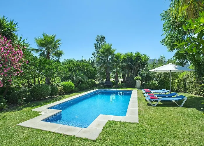 Owl El Campet - Rustic Villa *